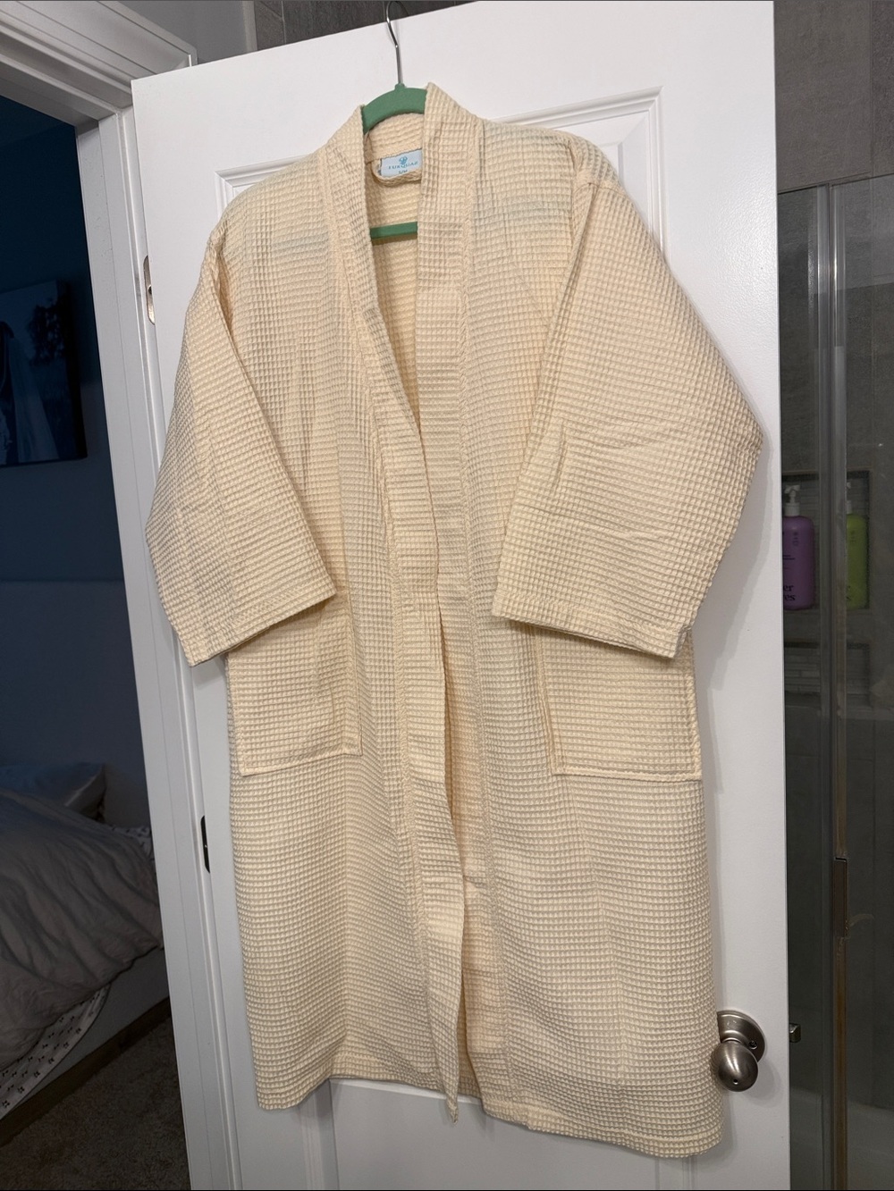 Women’s Cream Waffle-Knit Robe